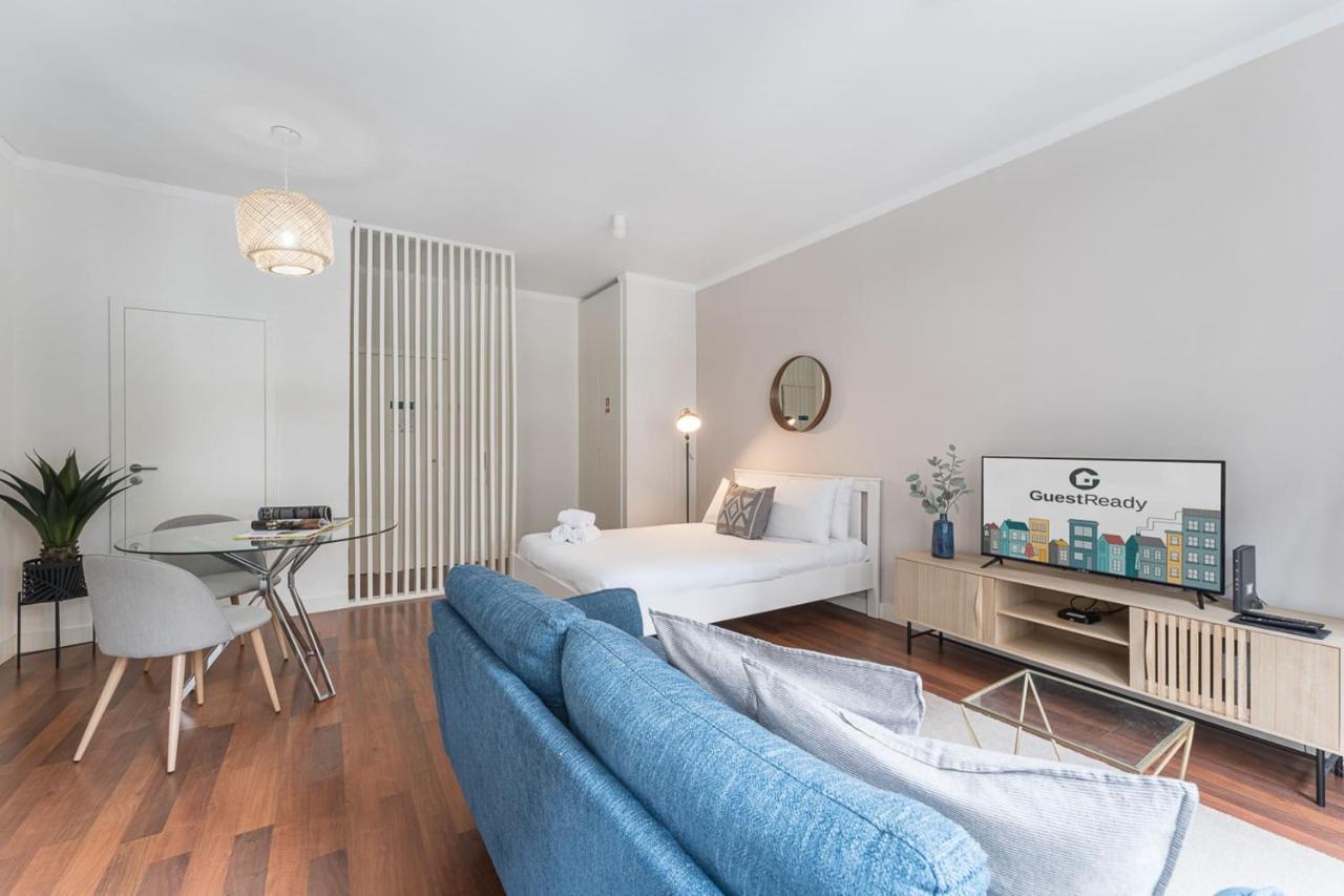 Guestready - Almada Downtown - 1f Appartamento Oporto